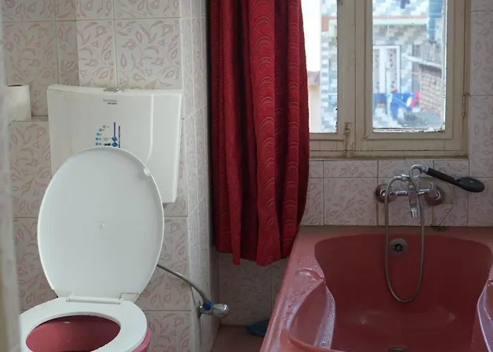 Nyadha Serviced Apartment *